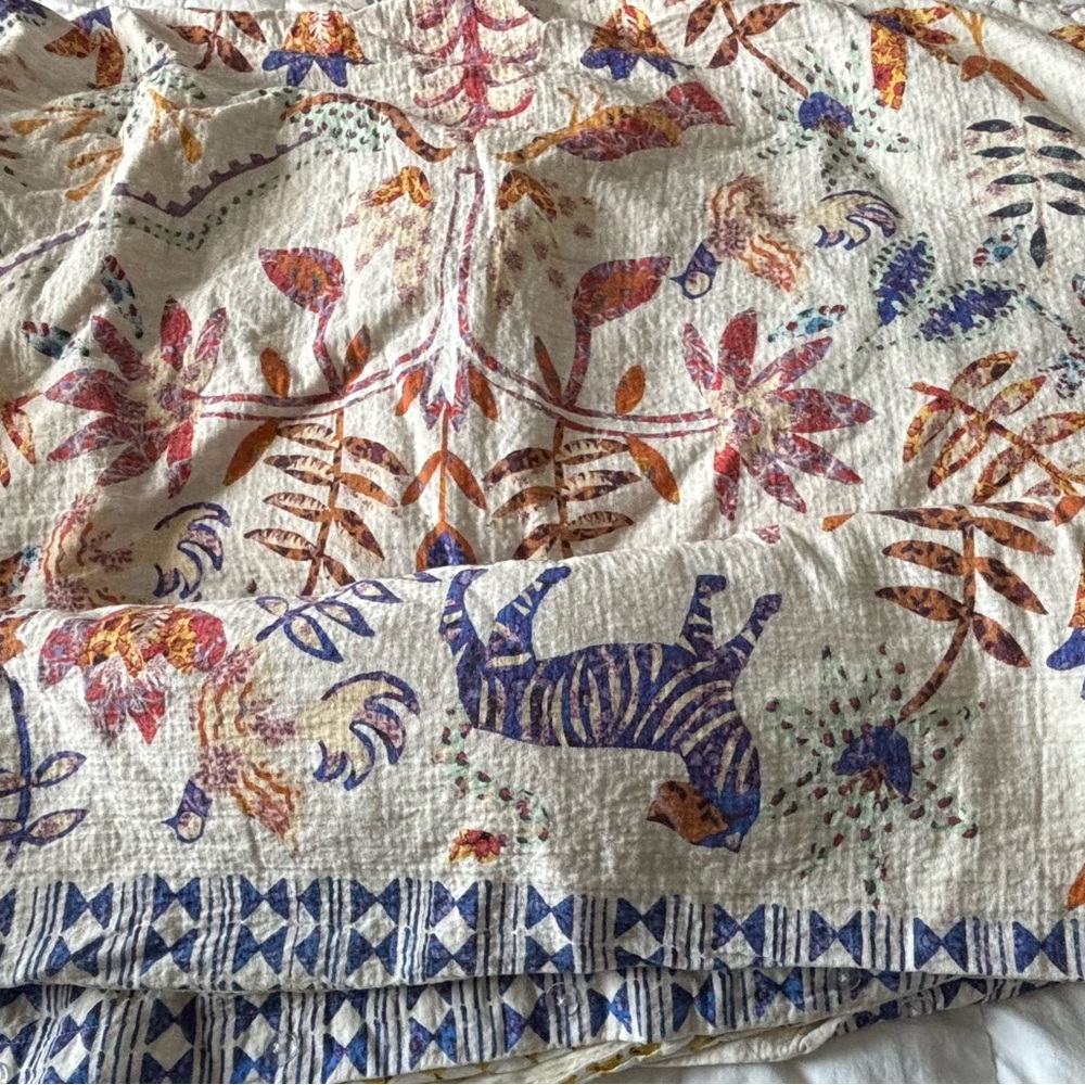 Anthropologie fun print king size duvet cover